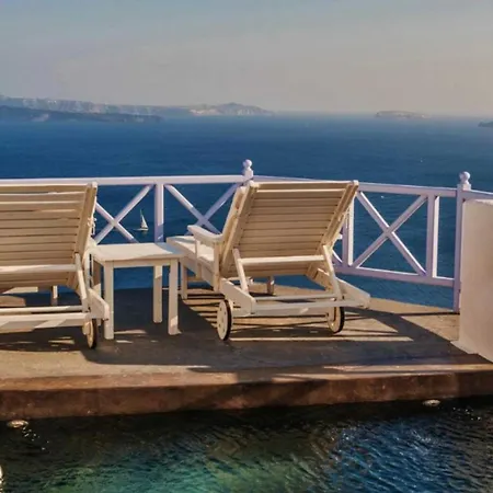 Charming Santorini Yagos 1 Bedroom Min Children Age 12 Years Private Furnished Balcony With Hot Tub Overlooking The Sea * Oia