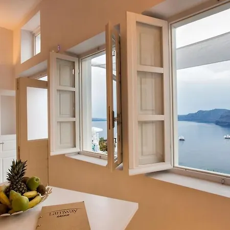 Villa Charming Santorini Yagos 1 Bedroom Min, Children Age 12 Years Private Furnished Balcony With Hot Tub Overlooking The Sea , *