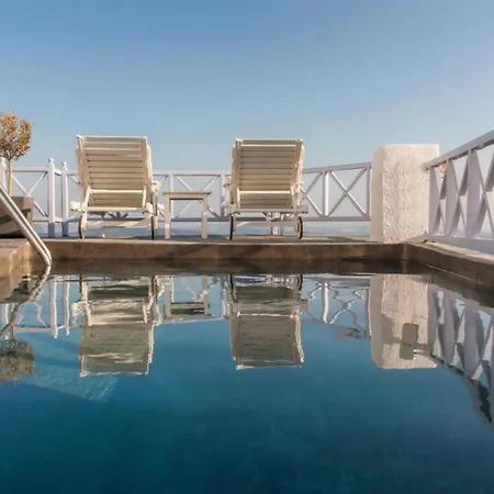Villa Charming Santorini Yagos 1 Bedroom Min, Children Age 12 Years Private Furnished Balcony With Hot Tub Overlooking The Sea , Oia (Santorini)