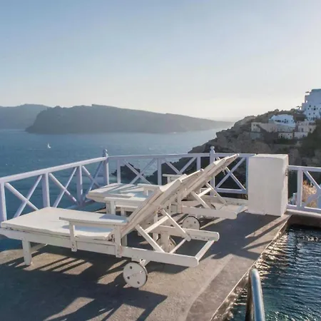 Charming Santorini Yagos 1 Bedroom Min Children Age 12 Years Private Furnished Balcony With Hot Tub Overlooking The Sea *